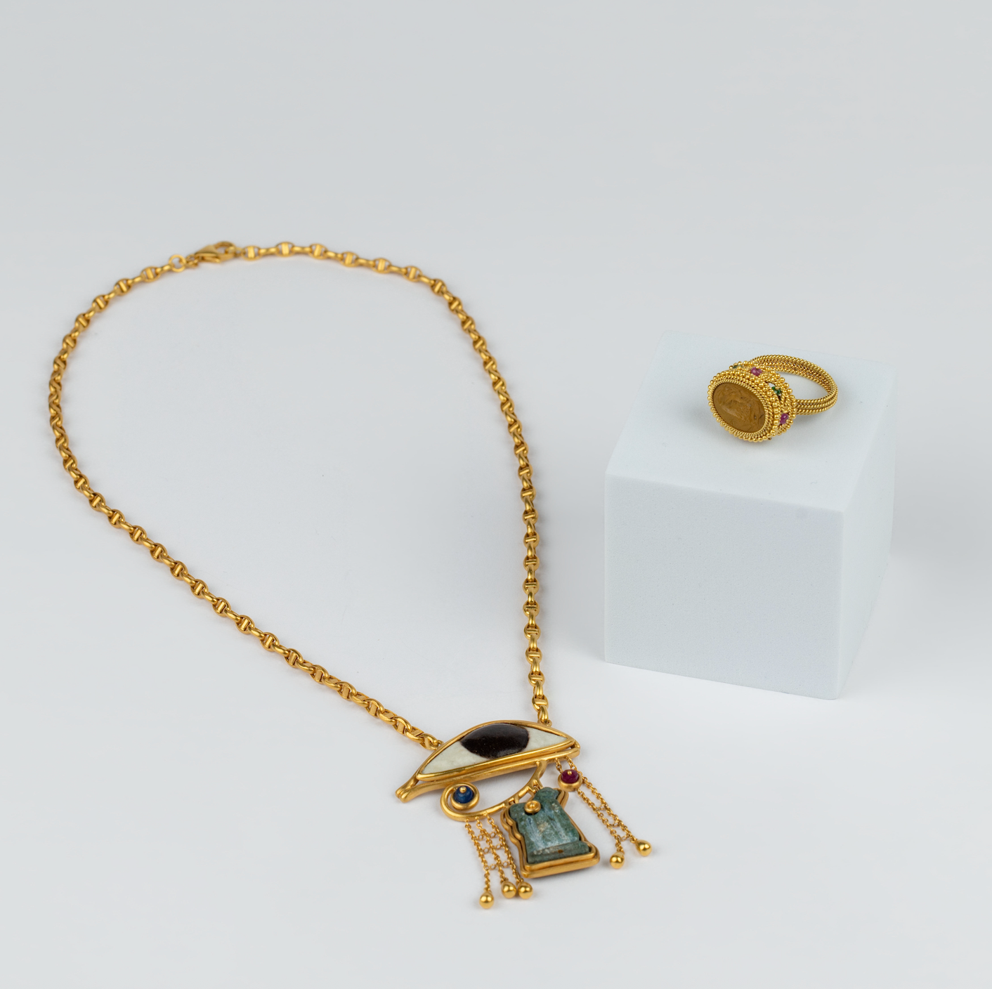 18K Gold 'Eye of Horus' Amulet Necklace