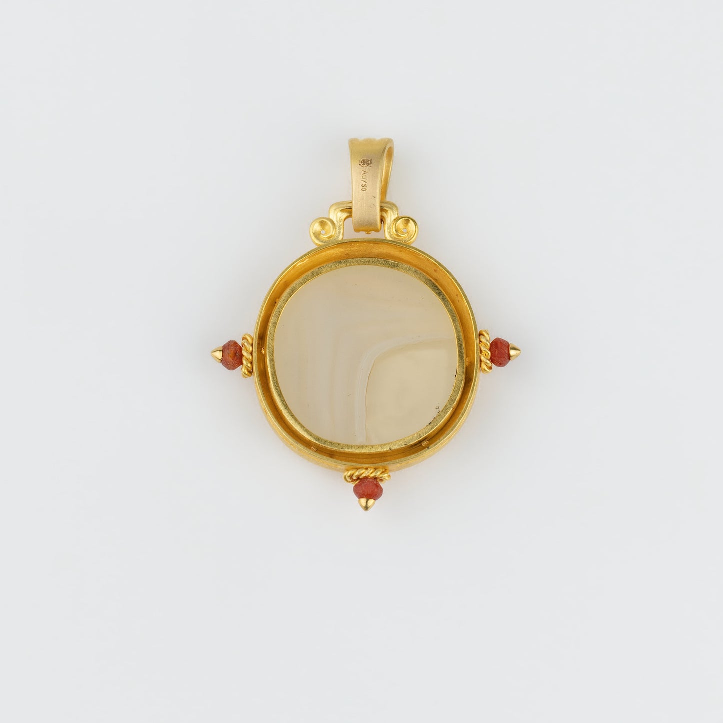 18K Gold Sassanid Intaglio Pendant