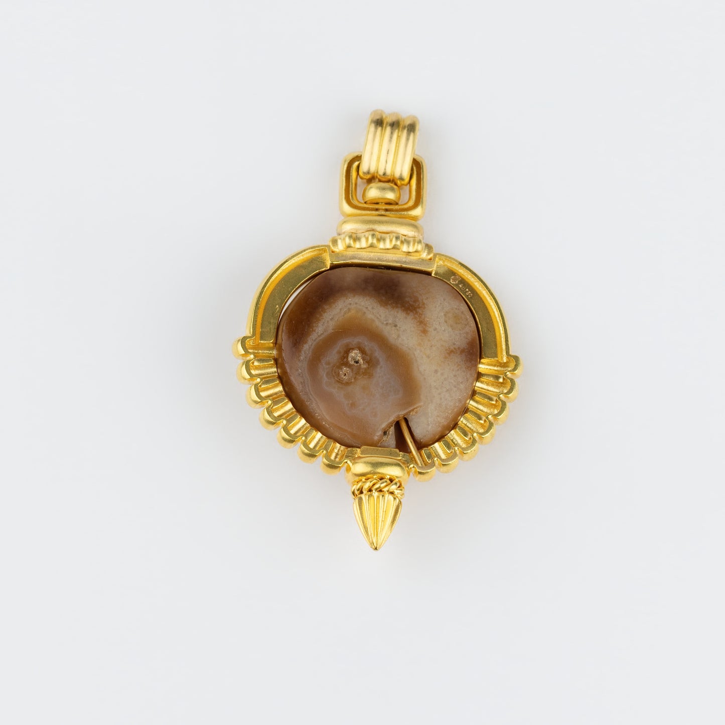 18K Gold Grooved Banded Eye Agate Pendant