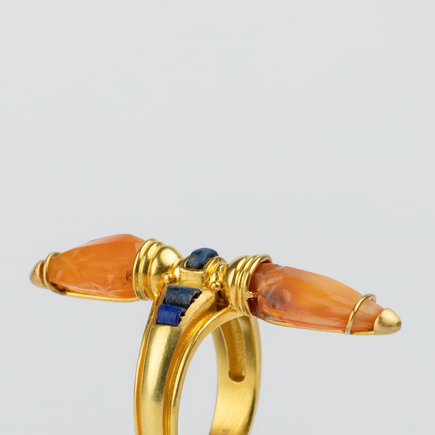 18K Gold 'Twin Arrowhead' Carnelian & Lapis Ring
