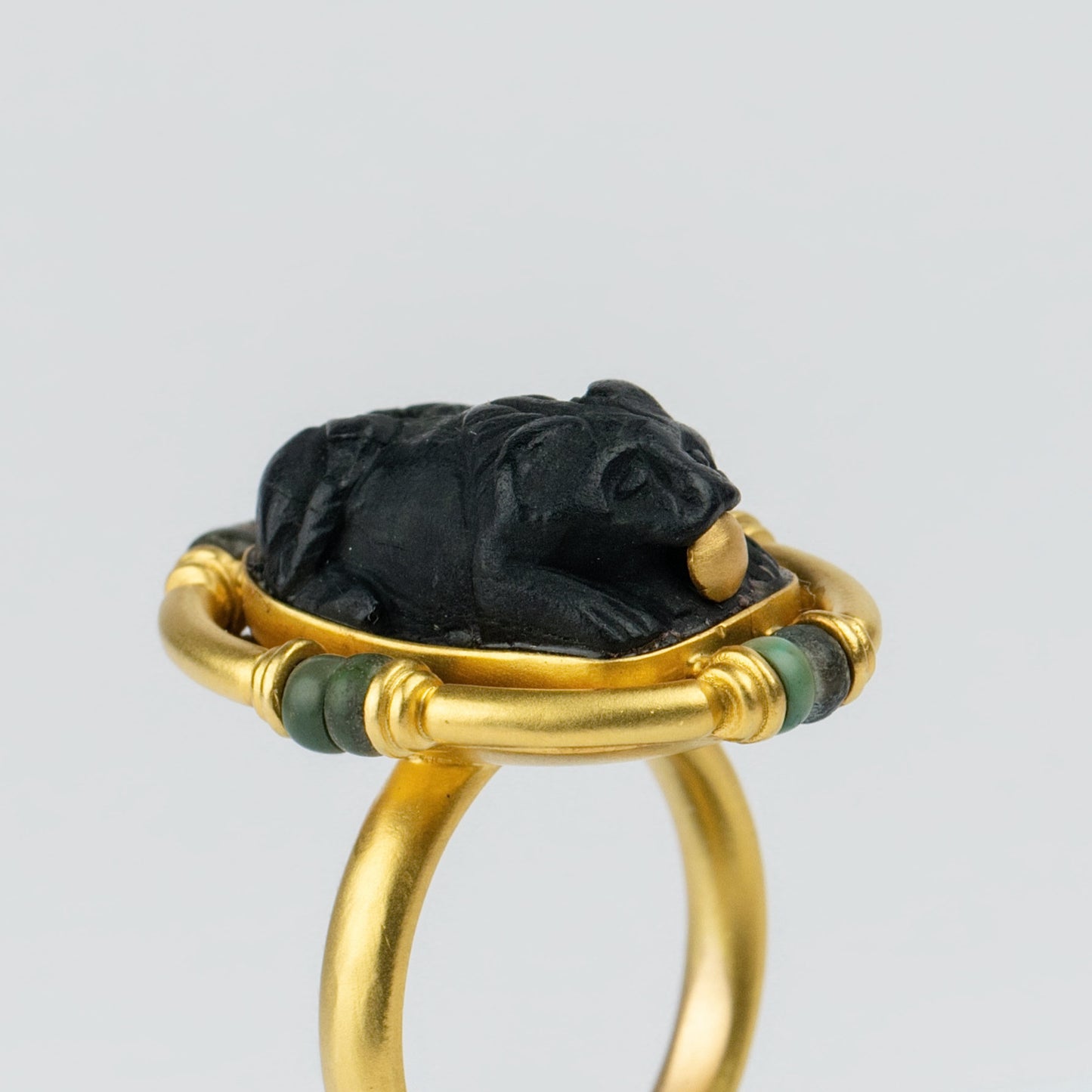 18K Gold Sassanid-Style 'Roaring Tiger' Seal Ring