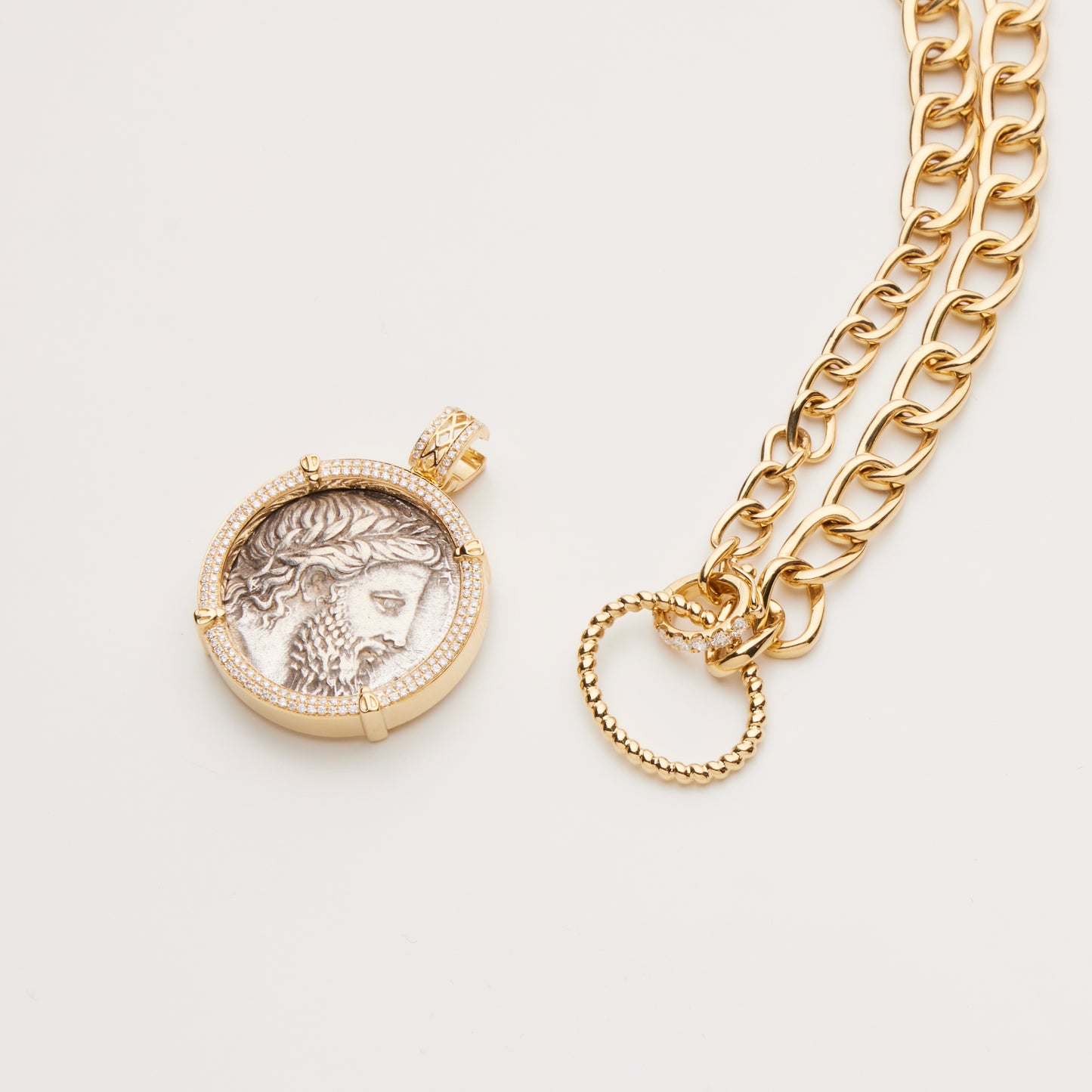 18K Gold/ Diamonds Necklace