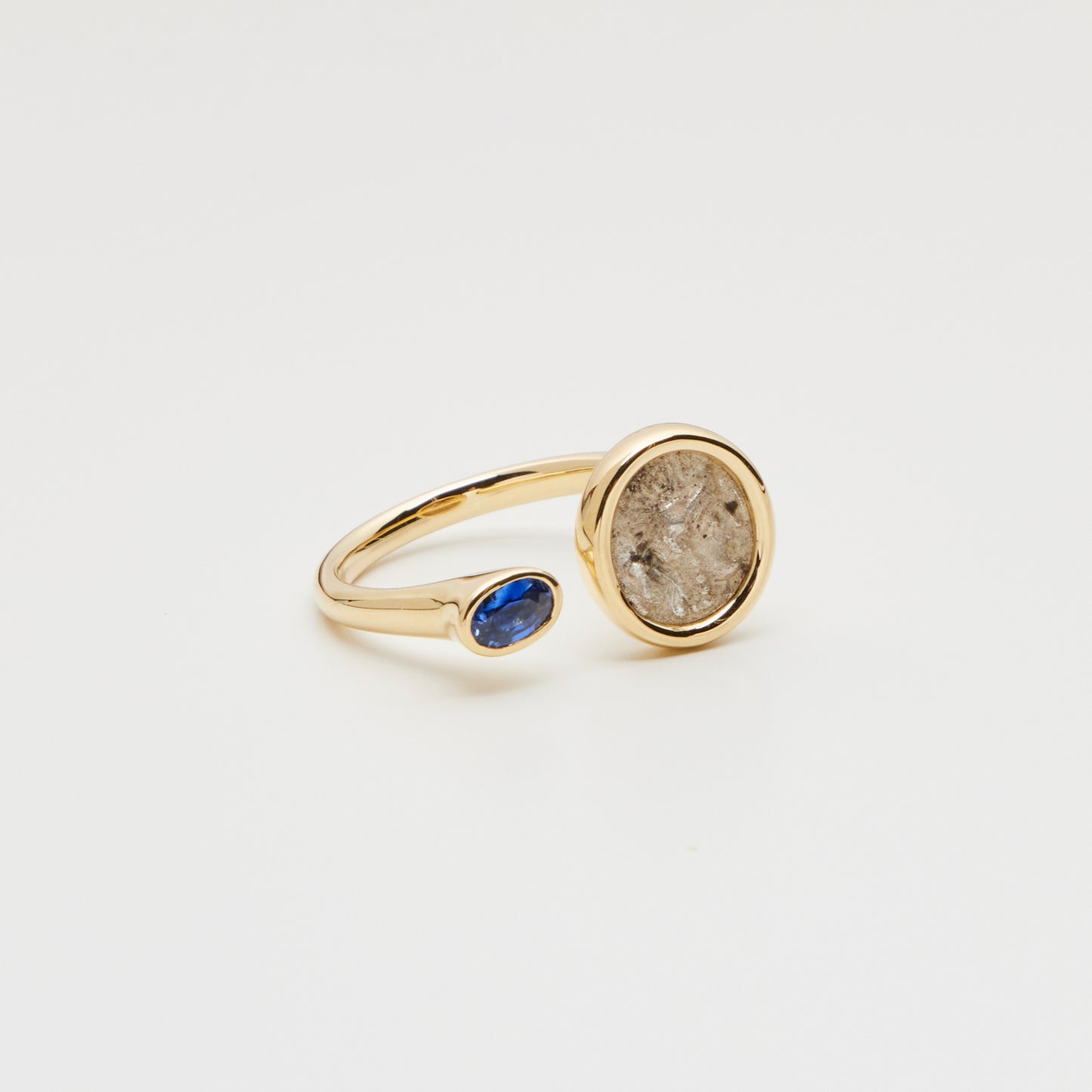 18K Gold Ring